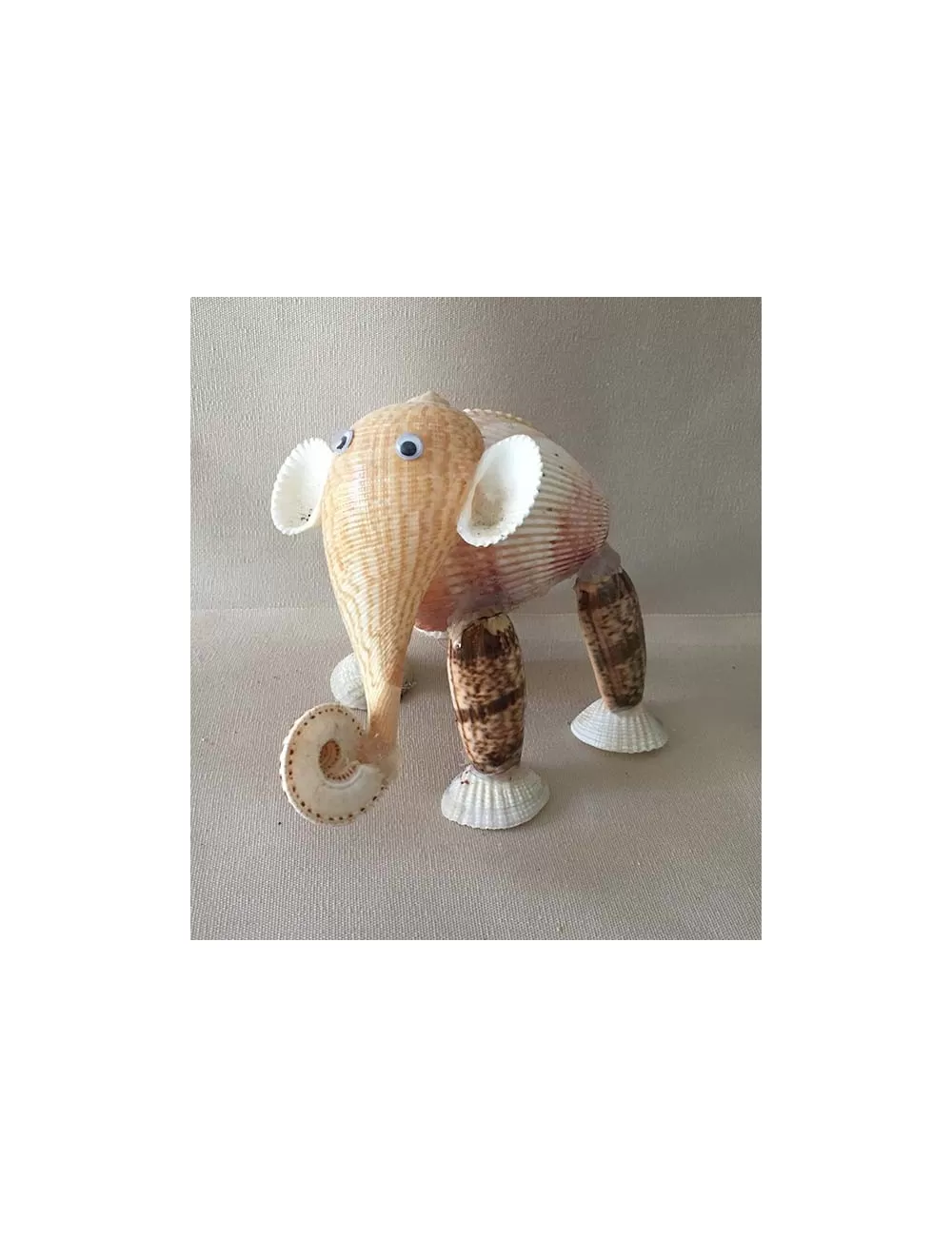 Eléphant en coquillages 12cm