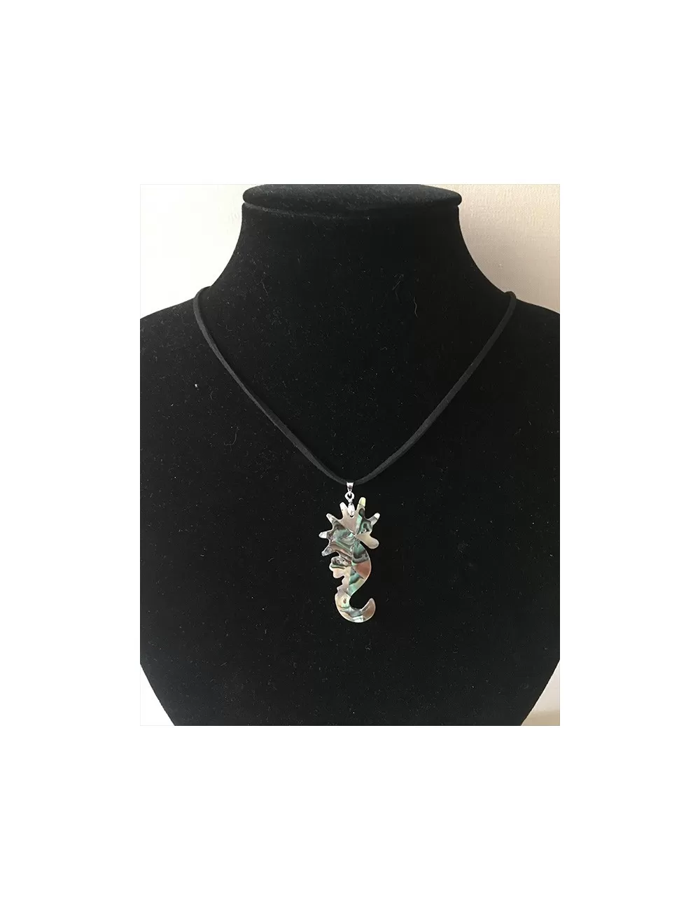 Collier hippocampe en abalone
