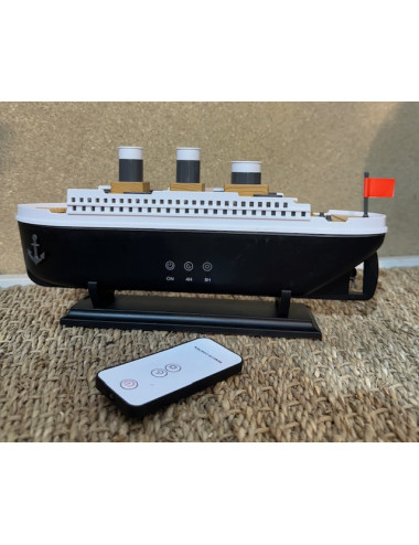 Bateau diffuseur 30cm avec huile essentielle & télécommande